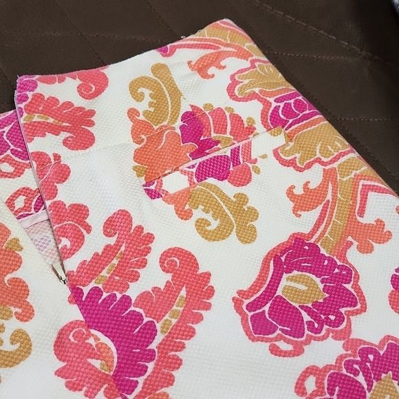 VEUC Sz 6 Fushia Coral Paisley Print Skirt - Picture 2 of 12